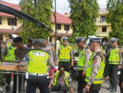 Ditabrak Pemotor Tak Berhelm Saat Razia, Polisi di Jambi Patah Tangan
