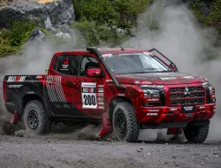 Mengenal Mitsubishi Triton Di ajang Rally AXCR 2023 Rifat Sungkar
