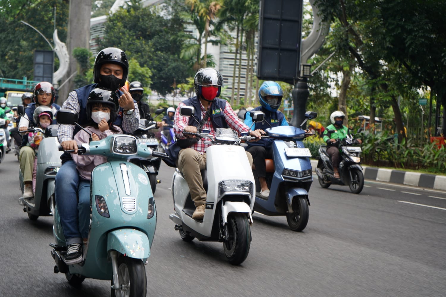 Menjelajahi Mobilitas Masa Depan dengan Motor Listrik Termurah di Indonesia