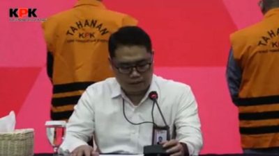 KPK Tahan 5 Mantan Anggota DPRD Provinsi Jambi Pada Malam Ini